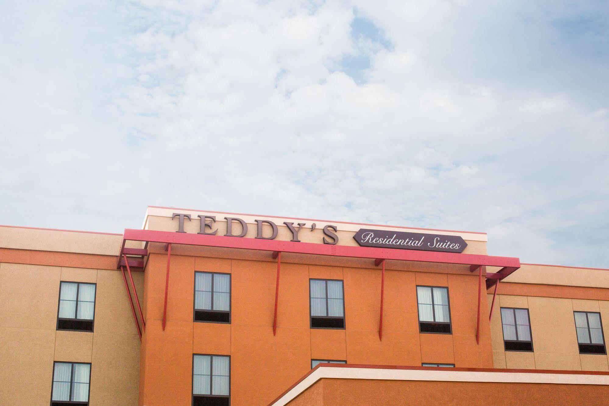 Teddy'S Residential Suites Watford City Екстер'єр фото