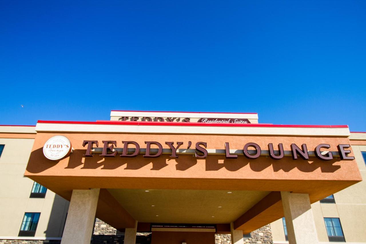 Teddy'S Residential Suites Watford City Екстер'єр фото